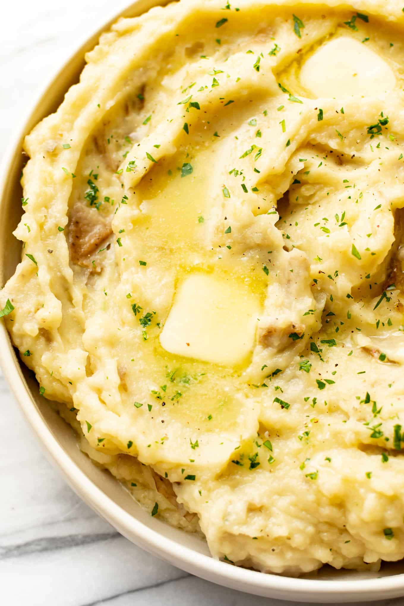 No-Fuss Holiday Mashed Potatoes: Your Crockpot Secret Weapon